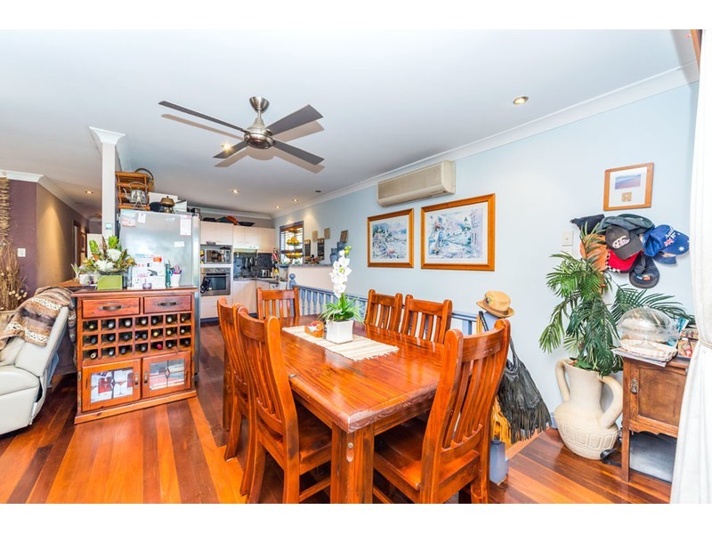 65 Paradise Parade, Paradise Point QLD 4216