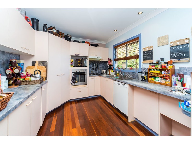 65 Paradise Parade, Paradise Point QLD 4216