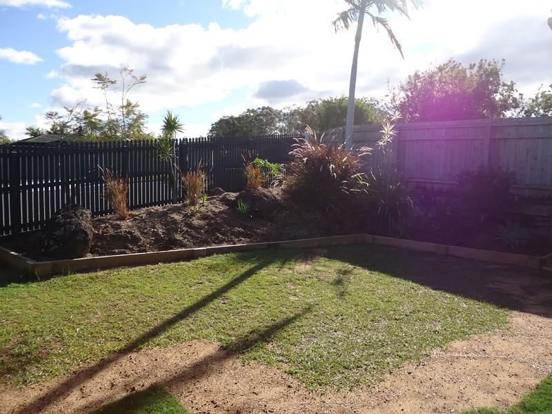 2/47 Usher Avenue, Labrador QLD 4215