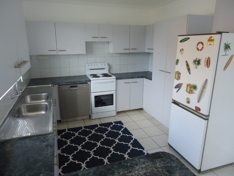 250 Central Street, Labrador QLD 4215