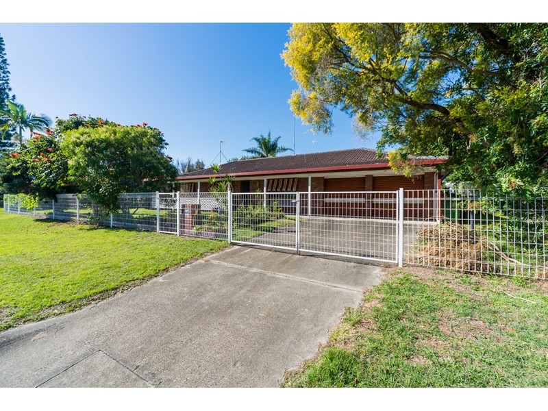 21 Menindee Avenue, Coombabah QLD 4216