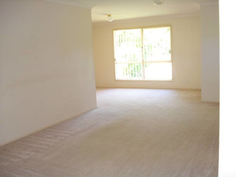 1 Oak Hill Crescent, Parkwood QLD 4214