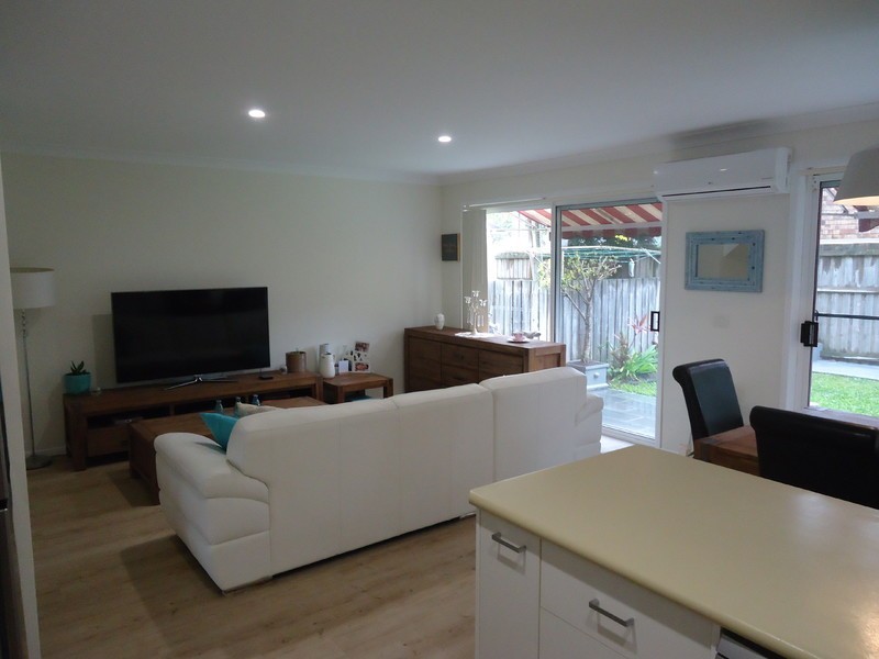 4/20 Huth Street, Labrador QLD 4215