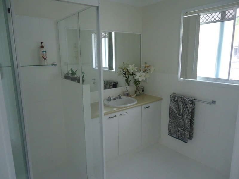 4/20 Huth Street, Labrador QLD 4215
