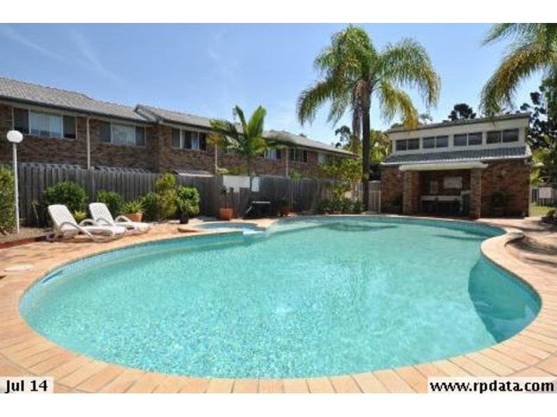 4/20 Huth Street, Labrador QLD 4215