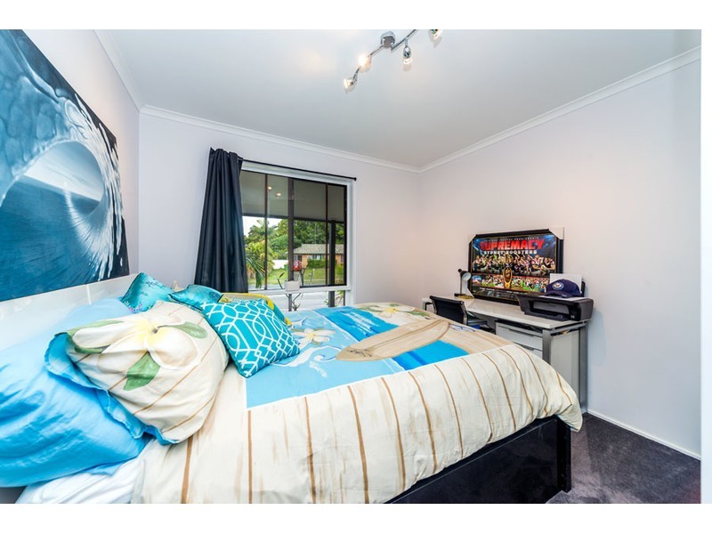 1 Warrungen Way, Ashmore QLD 4214