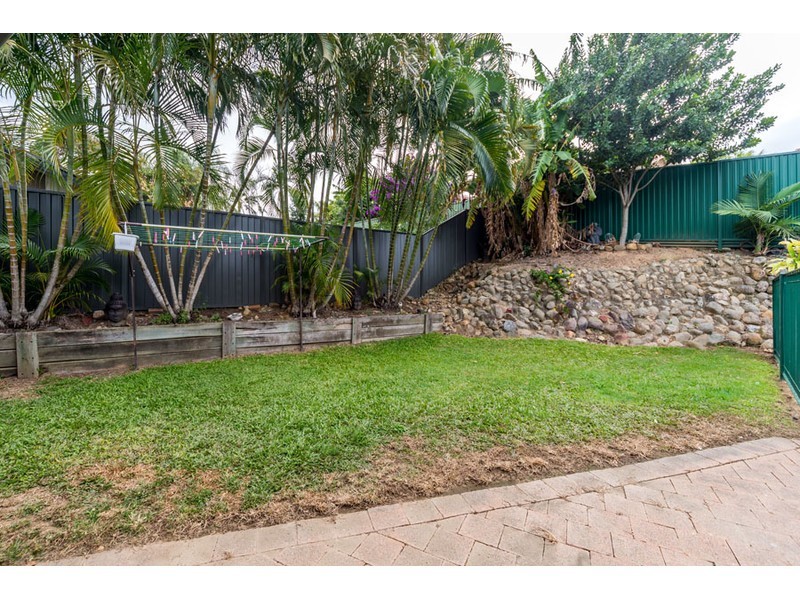 1 Warrungen Way, Ashmore QLD 4214