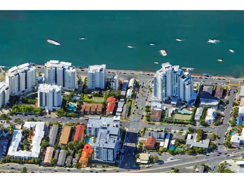 8/143 Frank Street, Labrador QLD 4215