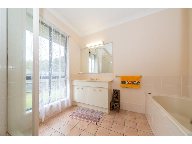 1 Pro Hart Place, Coombabah QLD 4216