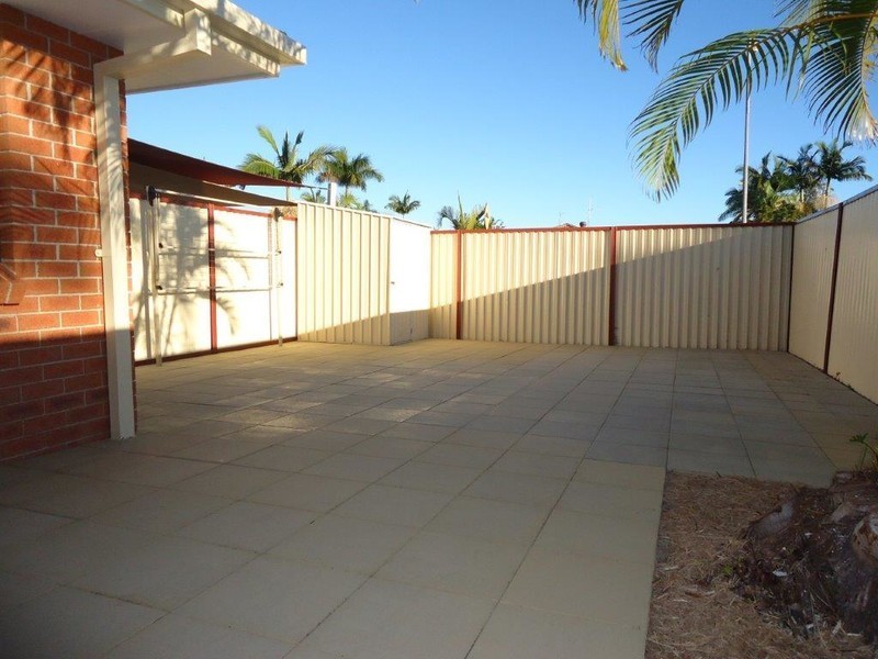 1/19 Stephenson Street, Labrador QLD 4215