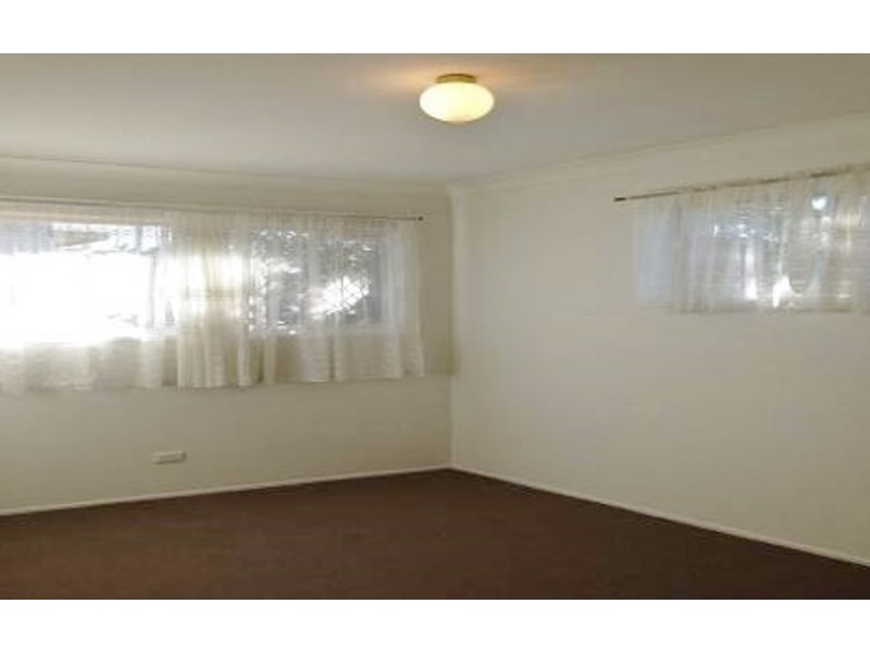 1/14 Barton Avenue, Southport QLD 4215