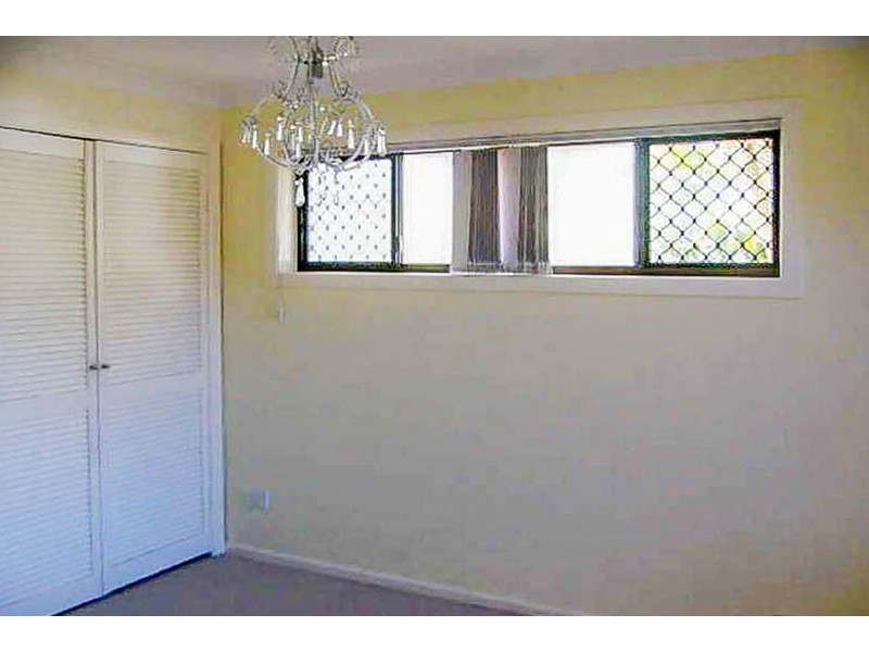 2/67 Broad Street, Labrador QLD 4215