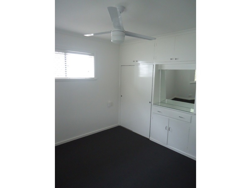 25 Echlin Street, Labrador QLD 4215