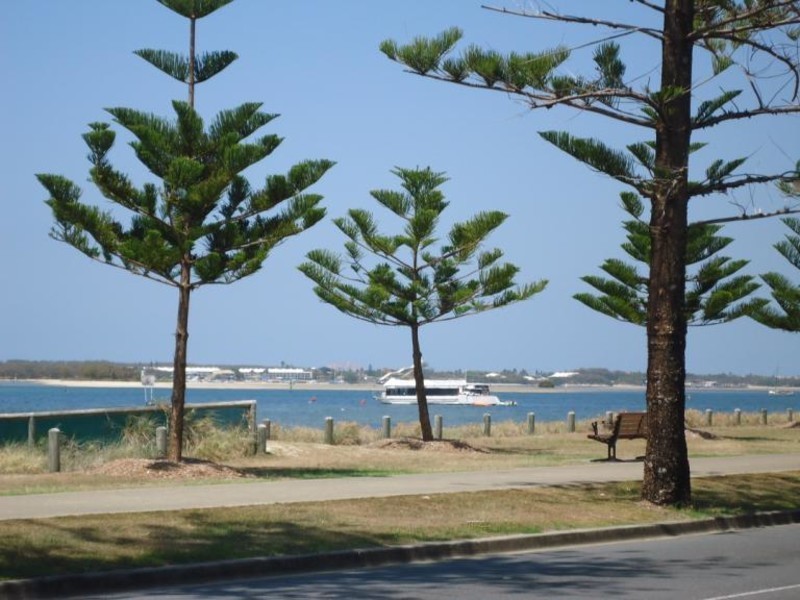 3/149 Frank Street, Labrador QLD 4215