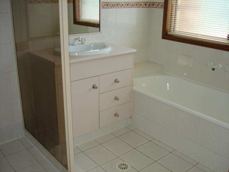 27 Rebbechi Court, Parkwood QLD 4214