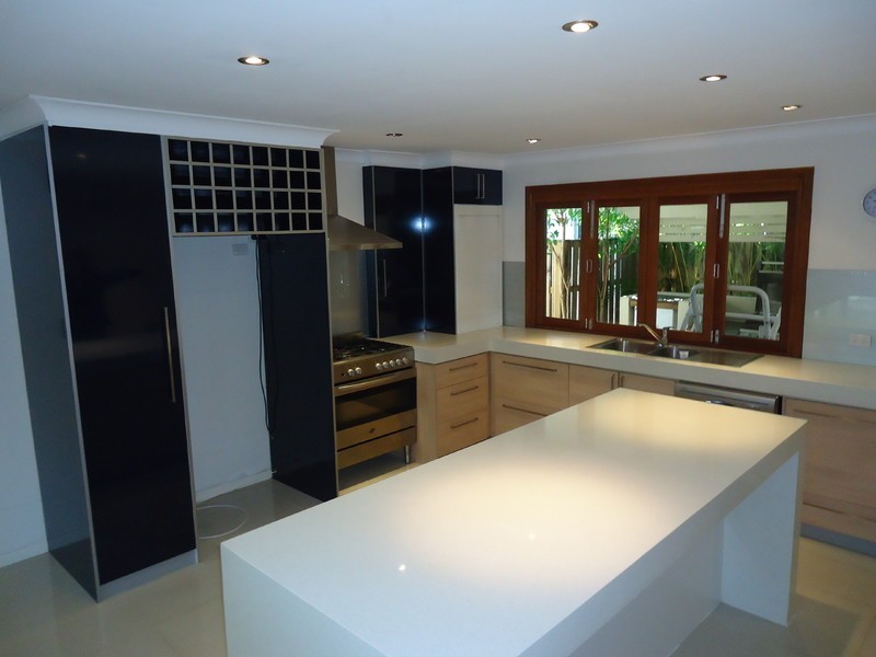 5 Augusta Court, Coombabah QLD 4216