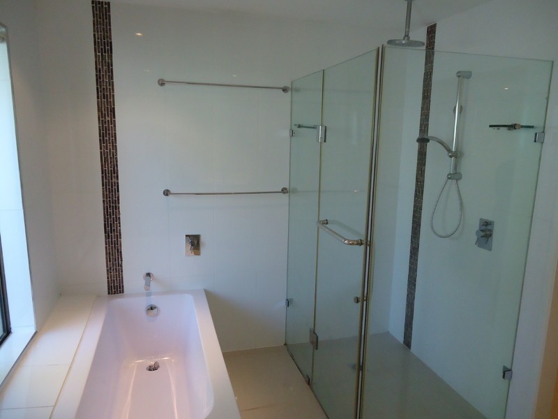 5 Augusta Court, Coombabah QLD 4216