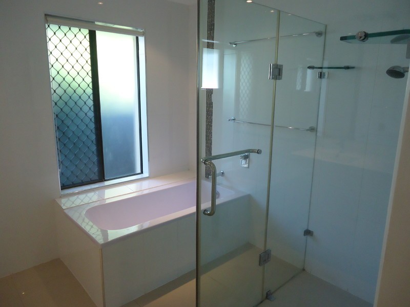 5 Augusta Court, Coombabah QLD 4216