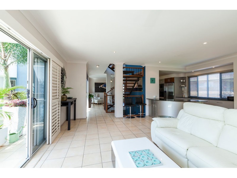 3/20 Madang Crescent, Runaway Bay QLD 4216