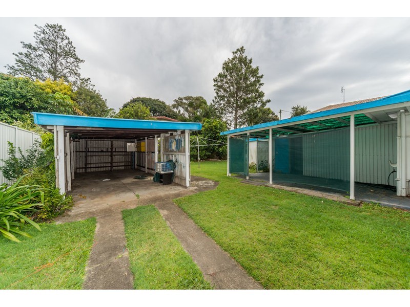 30 Huth Street, Labrador QLD 4215