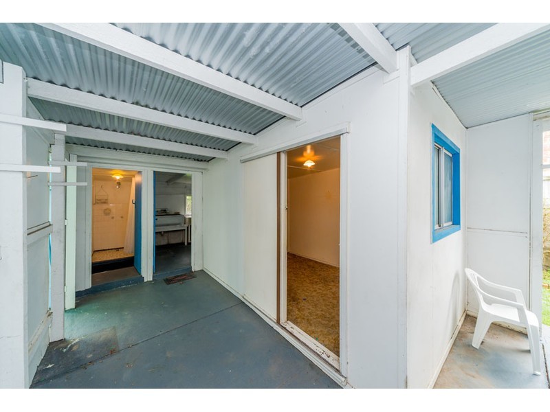 30 Huth Street, Labrador QLD 4215
