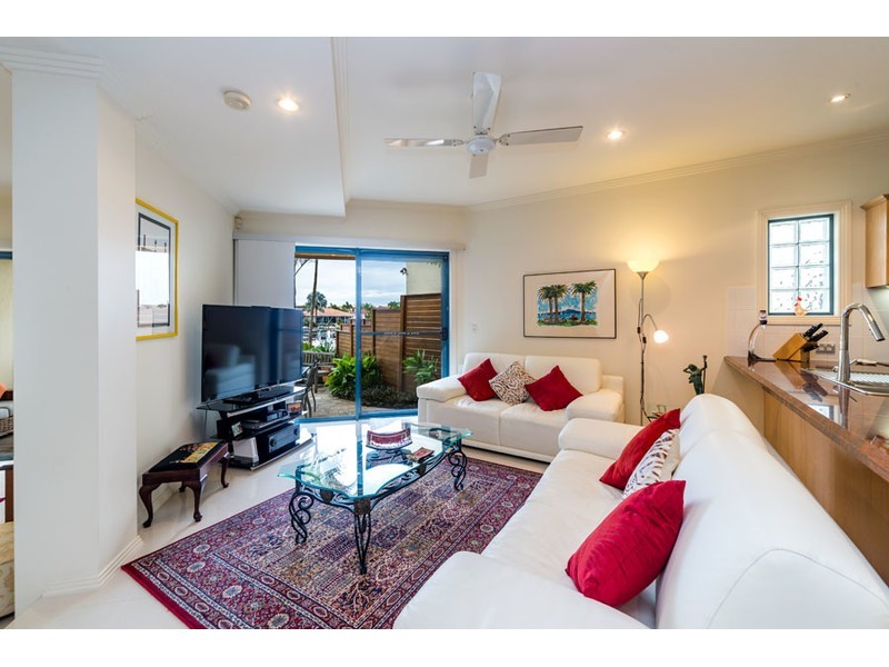 29/87 Morala Avenue, Runaway Bay QLD 4216