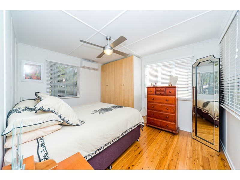 56 Allinga Street, Coombabah QLD 4216