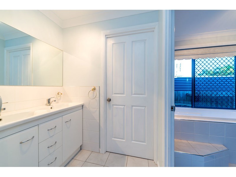 47 Iando Street, Coombabah QLD 4216