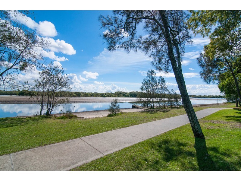 47 Iando Street, Coombabah QLD 4216