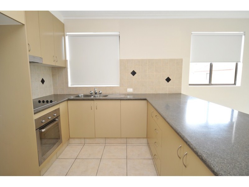 36/490 Marine Parade, Biggera Waters QLD 4216