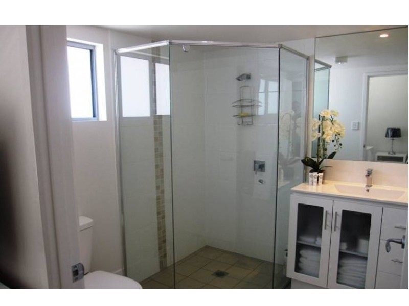 2/3 Brighton Street, Biggera Waters QLD 4216