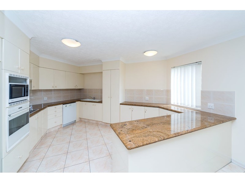 17/41a Broadwater Street, Runaway Bay QLD 4216