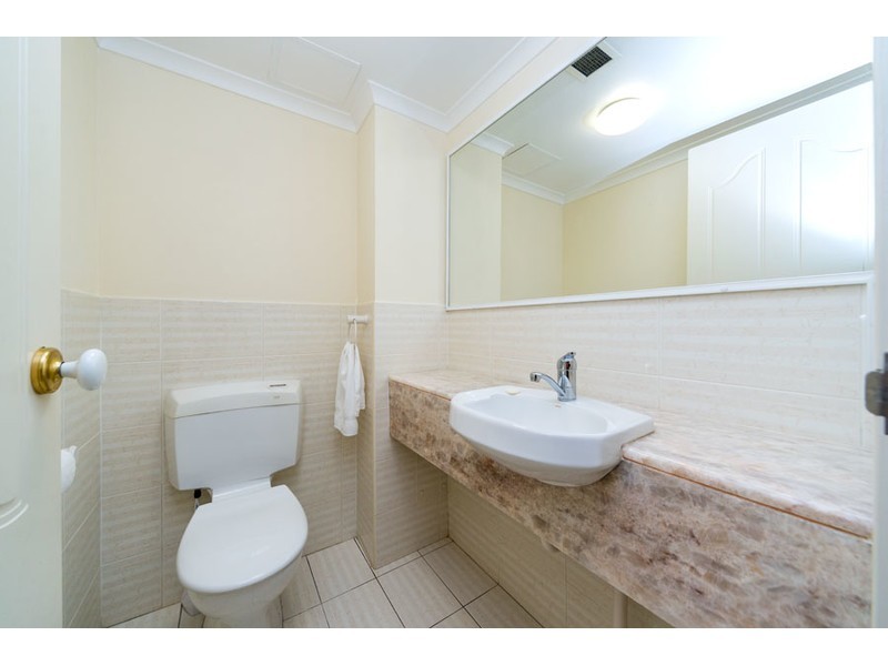 17/41a Broadwater Street, Runaway Bay QLD 4216