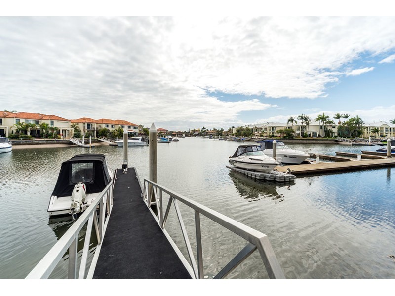 17/41a Broadwater Street, Runaway Bay QLD 4216