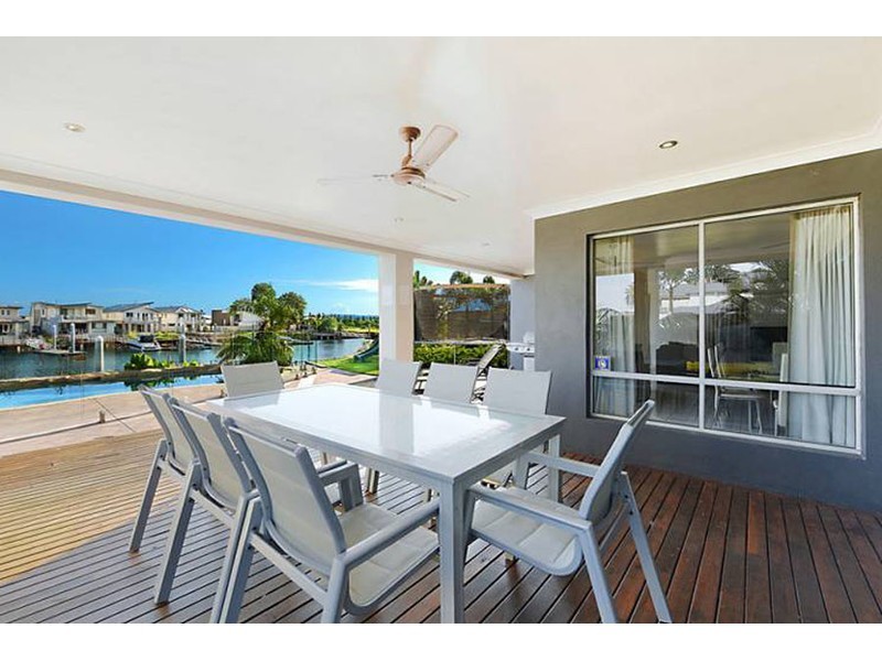 54 Palladium Boulevard, Hope Island QLD 4212