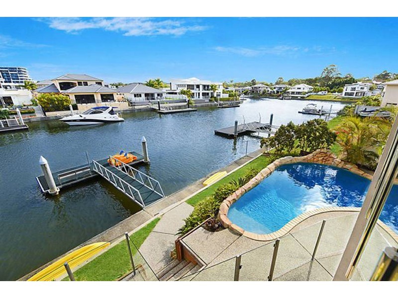 27 North Quay Drive, Biggera Waters QLD 4216