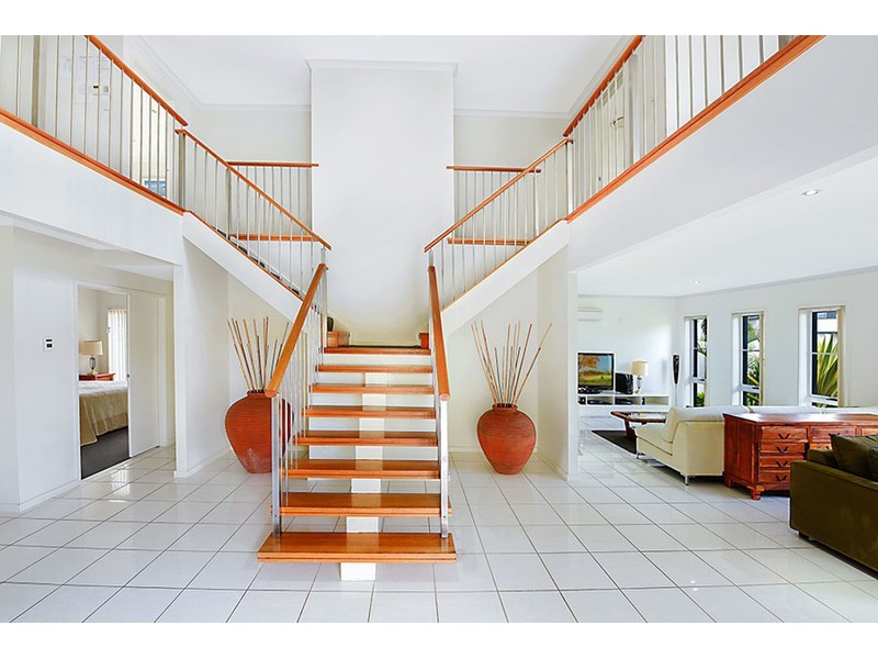 27 North Quay Drive, Biggera Waters QLD 4216