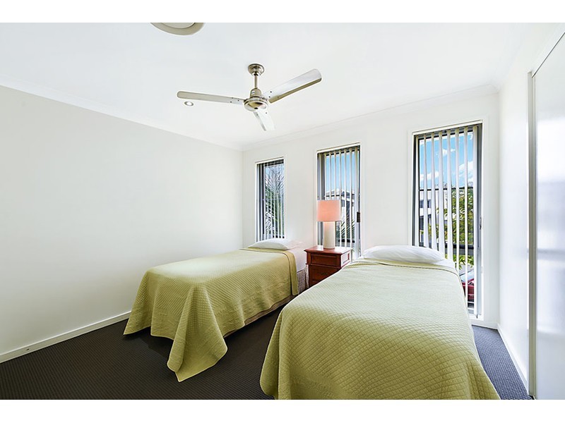 27 North Quay Drive, Biggera Waters QLD 4216