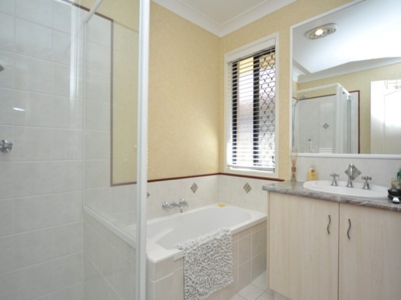 9 Paddy Place, Oxenford QLD 4210