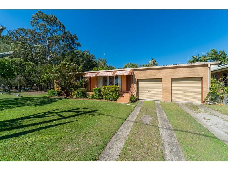 163 The Esplanade, Coombabah QLD 4216