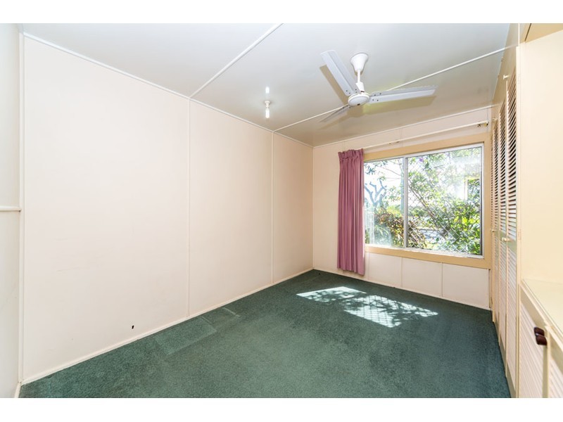 163 The Esplanade, Coombabah QLD 4216