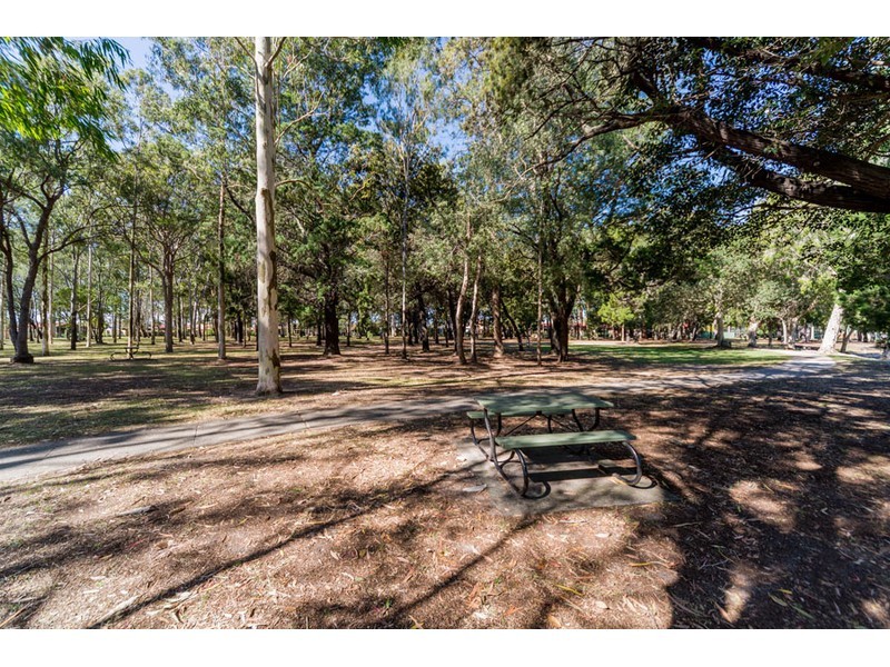 163 The Esplanade, Coombabah QLD 4216