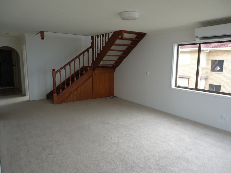 6/252 Marine Parade, Biggera Waters QLD 4216