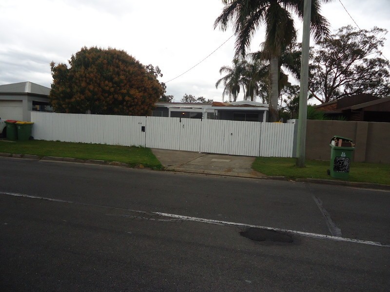 64 Jacaranda Avenue, Hollywell QLD 4216