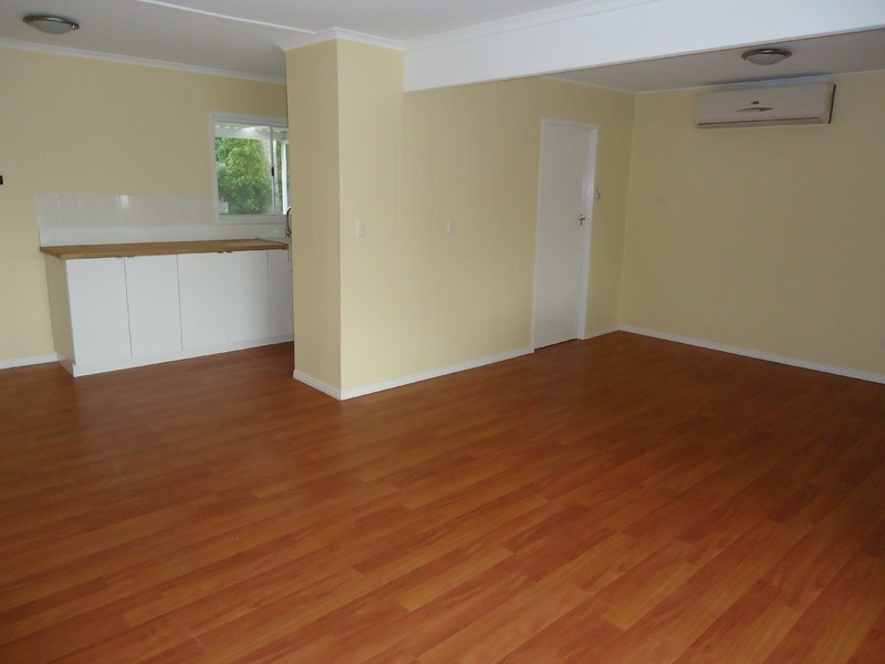 64 Jacaranda Avenue, Hollywell QLD 4216