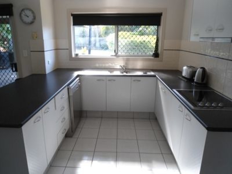 271 Central Street, Arundel QLD 4214