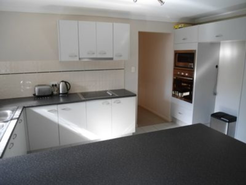 271 Central Street, Arundel QLD 4214