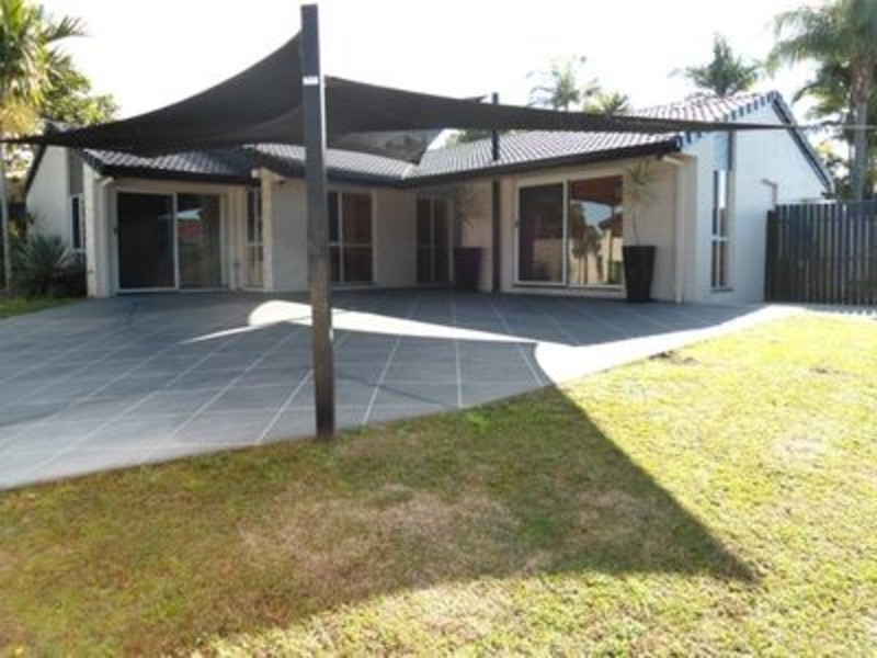271 Central Street, Arundel QLD 4214