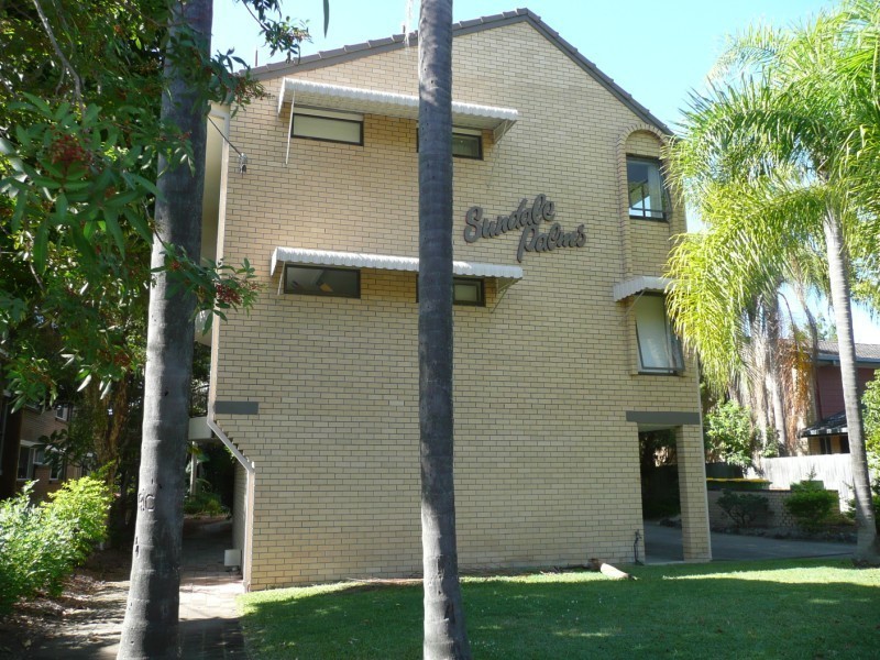 4/7 Lather Street, Southport QLD 4215