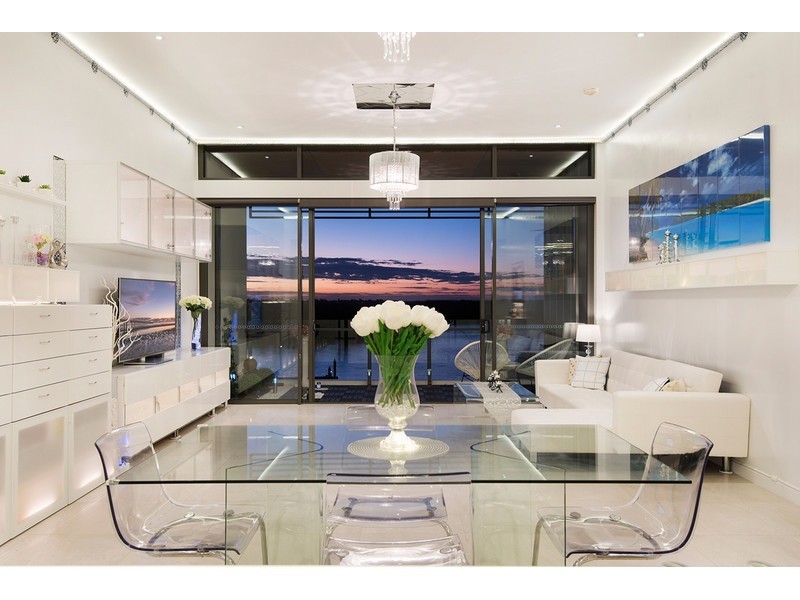 2403/1 Marina Promenade, Paradise Point QLD 4216